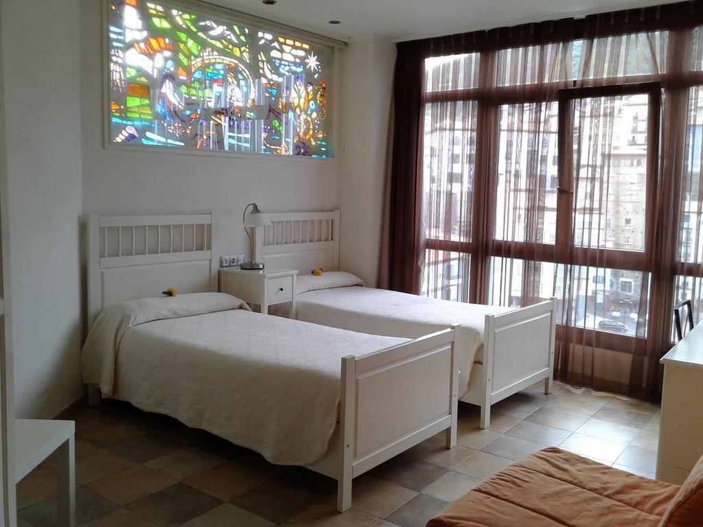Hotel Zumalabe Mutriku Room photo